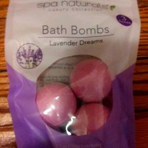 Spa Naturals bath bombs